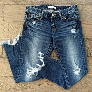 Moussy Distressed Frayed Hem Ankle Skinny Jeans